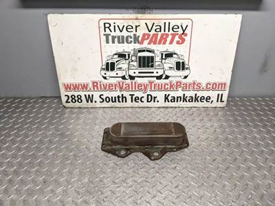 Caterpillar C7 Engine Oil Cooler for a 2005 Freightliner FS65 Chassis