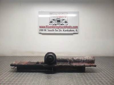 Cummins ISX15 Engine Oil Cooler for a 2012 Peterbilt 587