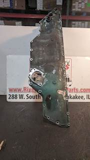 Volvo VED12 Engine Oil Cooler for a 2007 Volvo VNL