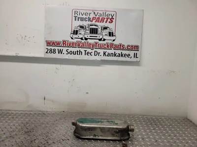 Volvo VED7 Engine Oil Cooler for a 2000 Volvo WXLL