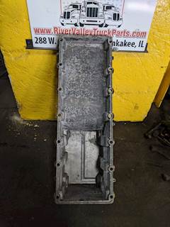 Caterpillar C12 Engine Oil Pan