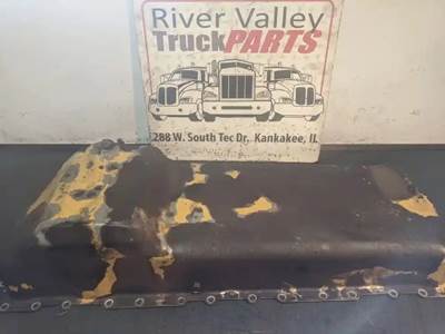 Caterpillar C7 Engine Oil Pan for a 2006 Blue Bird BB Conventional