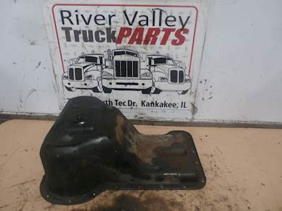 International 6.0 Engine Oil Pan for a 2005 Ford E-450 Super Duty