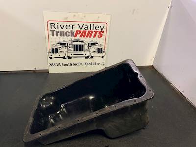 International MaxxForce 7 Engine Oil Pan for a 2010 International SCHOOL BUS