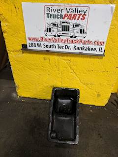 International MaxxForce 7 Engine Oil Pan