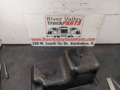 International MaxxForce 7 Engine Oil Pan for a 2011 International BUS