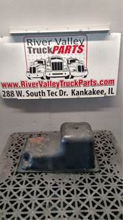 International MaxxForce 7 Engine Oil Pan for a 2010 International CE Bus
