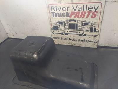 International MaxxForce 7 Engine Oil Pan