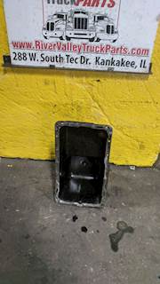 International VT365 Engine Oil Pan for a 2007 International 4300