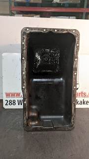 International VT365 Engine Oil Pan for a 2007 International 4300
