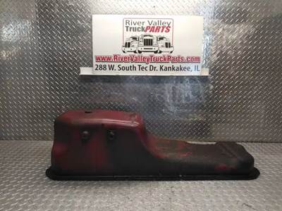 Mack MP8 Engine Oil Pan for a 2011 Mack CXU613