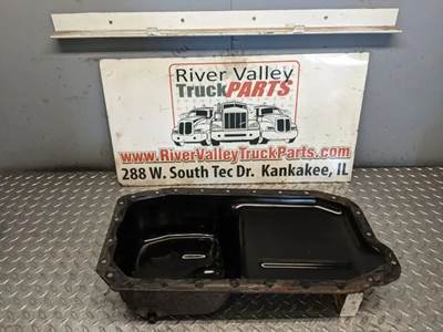 Mitsubishi 4M50-8AT8 Engine Oil Pan for a 2008 Mitsubishi FE83D