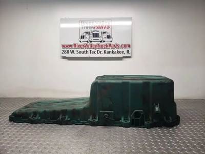 Volvo VED12 Engine Oil Pan for a 2007 Volvo VNL
