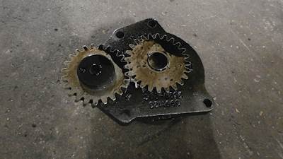 Cummins ISC 8.3 Engine Oil Pump for a 2008 Sterling M7500 ACTERRA