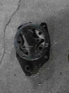 Cummins ISB Engine Oil Pump for a 2003 Freightliner FS65