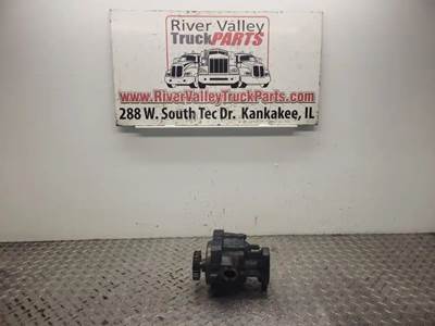 Cummins N14 Engine Oil Pump for a 2000 International 9400