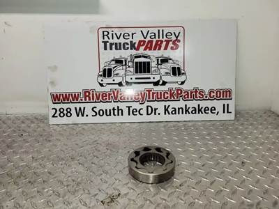 International MaxxForce DT Engine Oil Pump