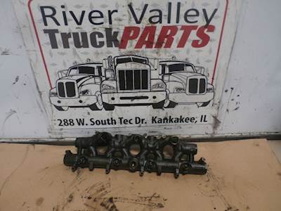 International VT365 Engine Oil Pump