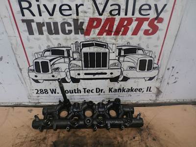 International VT365 Engine Oil Pump