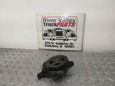 Isuzu 4HK1TC Engine Oil Pump for a 2015 Isuzu NPR