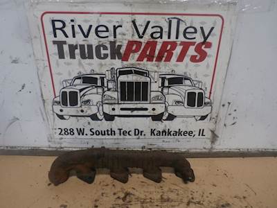 International 6.0 Exhaust Manifold for a 2005 Ford E-450 Super Duty
