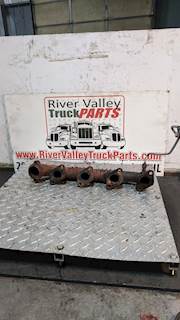 International 6.0 Exhaust Manifold for a 2008 Ford E-450 Super Duty