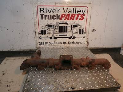 International DT466 Exhaust Manifold