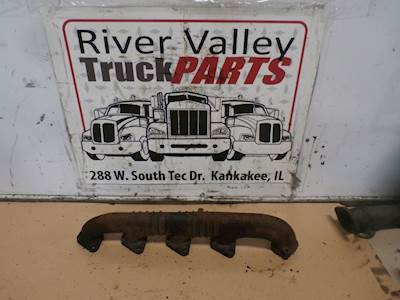 International VT365 Exhaust Manifold