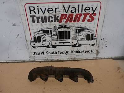 International VT365 Exhaust Manifold