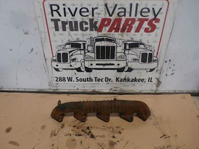 International VT365 Exhaust Manifold