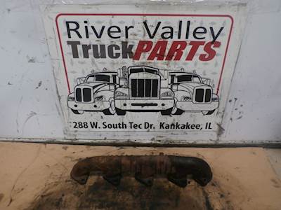 International VT365 Exhaust Manifold