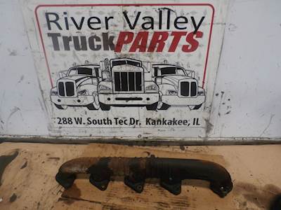 International VT365 Exhaust Manifold