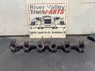 Mercedes-Benz MBE 900 Exhaust Manifold for a 2007 Freightliner B2