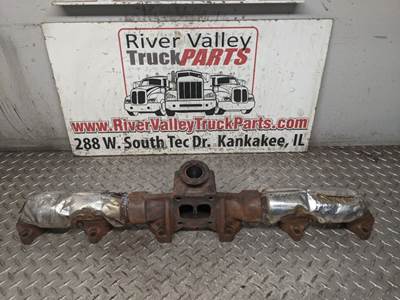 Paccar MX-13 Exhaust Manifold for a 2014 Peterbilt 587