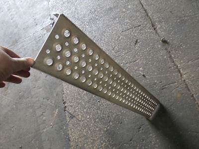 Good Used Step. L.35.5" W.5.5/8". H.2". Please See Pictures. Please Call Or