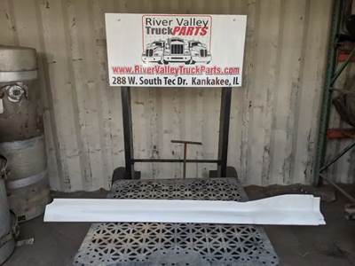 Volvo VNL Exterior Truck Part