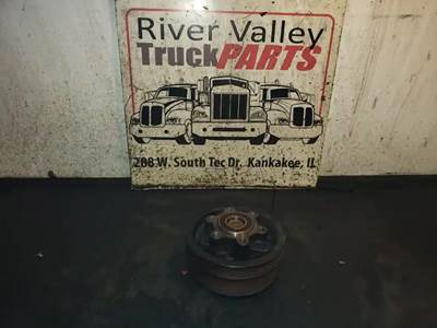 Cummins ISB 6.7L Fan Clutch for a 2009 Blue Bird BB Conventional