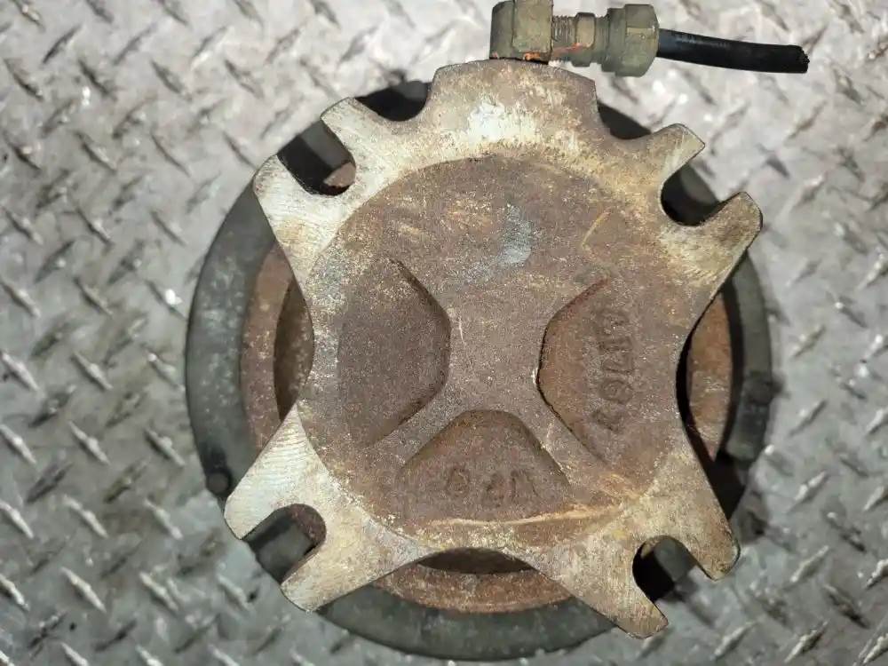 Cummins N14 Fan Clutch for a 1993 White WIA AREO SERIES For Sale