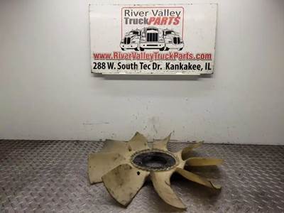 International MaxxForce 7 Fan