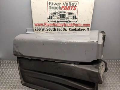 Freightliner Cascadia 125 Left Fender Extension
