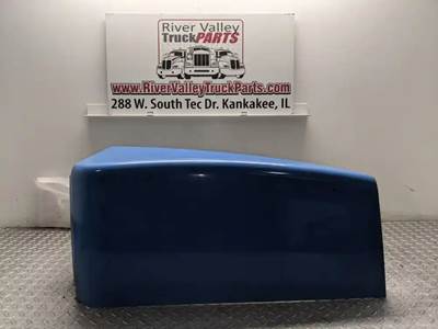 Freightliner Century Class Right Fender Extension