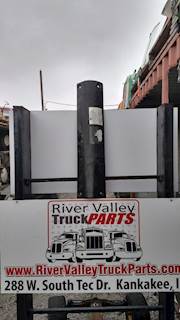 Peterbilt 387 Left Fender Extension