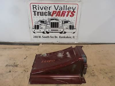 Volvo VNL630 Fender Extension