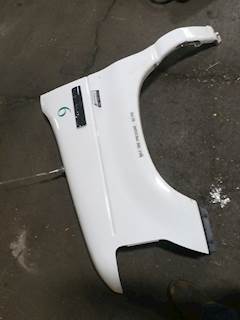 Ford E-450 Left Fender for a 2008 Ford E450 CUBE VAN