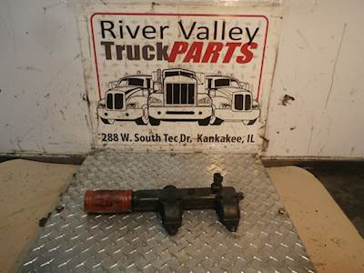 Mack E7 Fuel / Water Separator for a 2002 Mack LE613