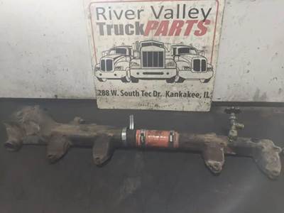 Mack E7 Fuel / Water Separator for a 2002 Mack CH613