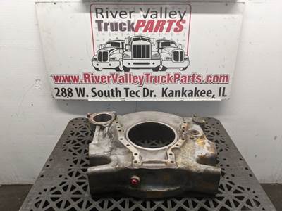 Caterpillar C12 Flywheel Housing for a 2004 Peterbilt 387