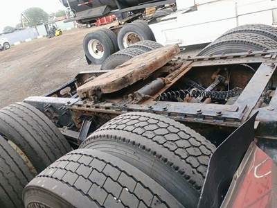 Meritor-Rockwell RT40-145 Tandem Cutoff for a 2006 Volvo VNL