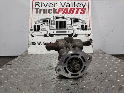 Caterpillar C7 Fuel Gear Pump for a 2006 Blue Bird BB Conventional