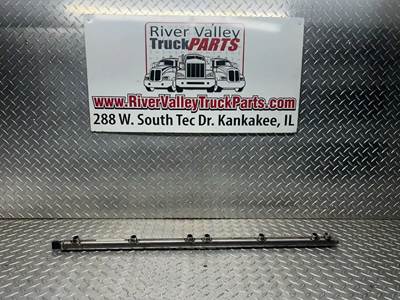 Detroit DD15 Fuel Rail, Casting # A4720780545